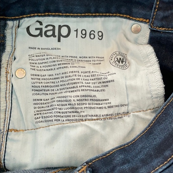 Gap 1969 Curvy Perfect Boot Jeans - Picture 5 of 11